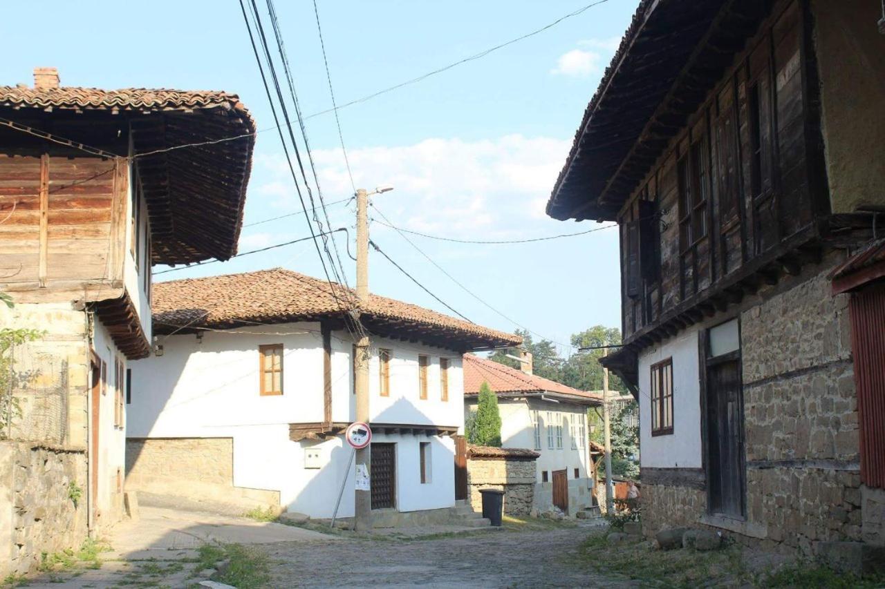 Къща За Гости Роден Край Elena Dış mekan fotoğraf